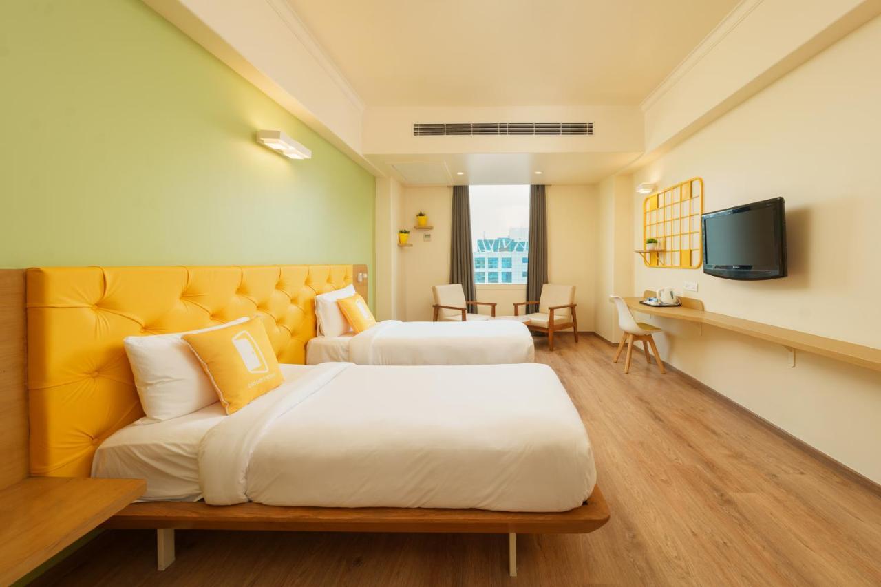 Bloom Hotel - Sector 62 โนอิดา ภายนอก รูปภาพ
