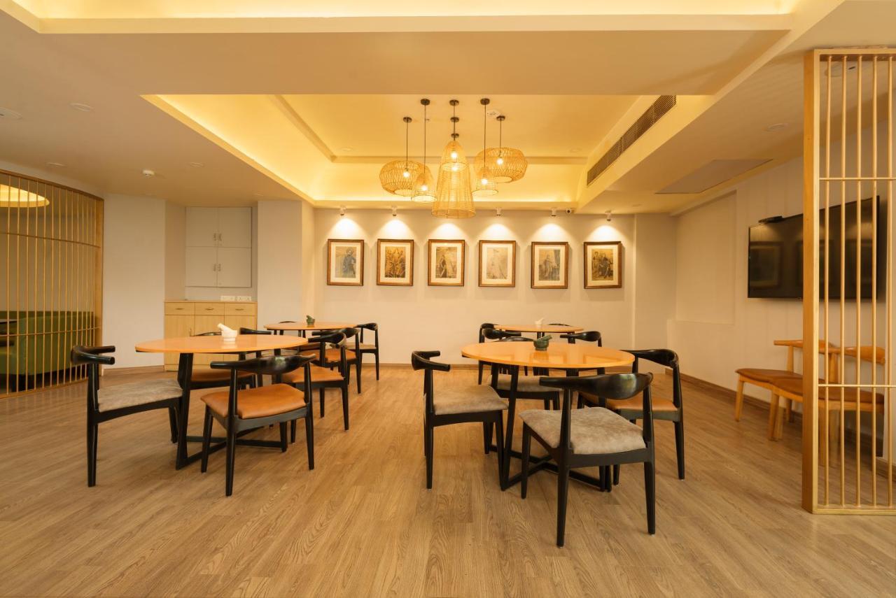 Bloom Hotel - Sector 62 โนอิดา ภายนอก รูปภาพ