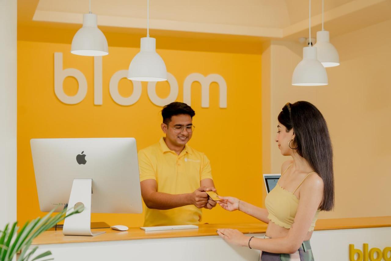 Bloom Hotel - Sector 62 โนอิดา ภายนอก รูปภาพ