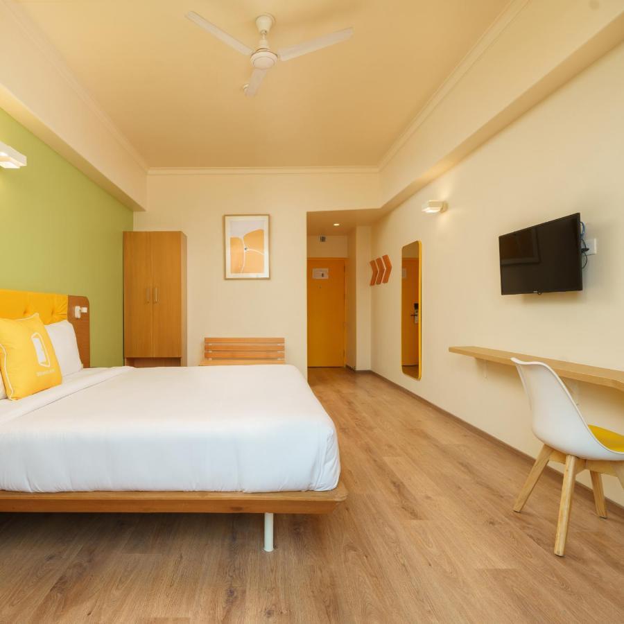 Bloom Hotel - Sector 62 โนอิดา ภายนอก รูปภาพ