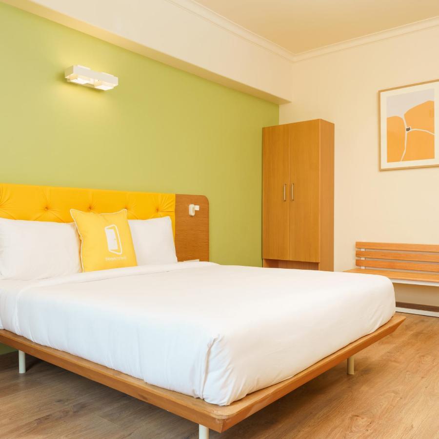 Bloom Hotel - Sector 62 โนอิดา ภายนอก รูปภาพ
